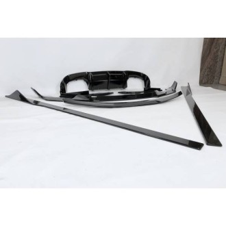 Kit De Carrosserie BMW F87 Noir brillant 2