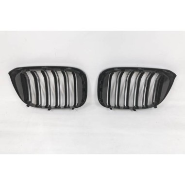Calandre BMW G01 X1 Noir brillant
