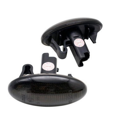 AutoStyle Set de Clignotants Latéraux LED sur mesure pour Peugeot modèles divers - Fumée - incl. Feux Dynamiques