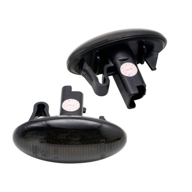 AutoStyle Set de Clignotants Latéraux LED sur mesure pour Peugeot modèles divers - Fumée - incl. Feux Dynamiques