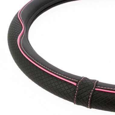 Couvre volant CENTAURO de la marque SWISS DRIVE. Dimension : Diamètre 37-39 cm. Couleur noir et rose.