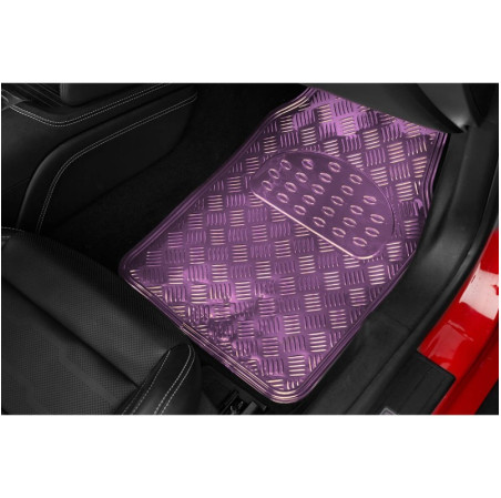 Tapis PVC universel look aluminium SWISS DRIVE. Set de 4 pièces. Dimensions Avant : 2* 65 x 47cm - Arrière 2* 41 x 47cm. Disponi