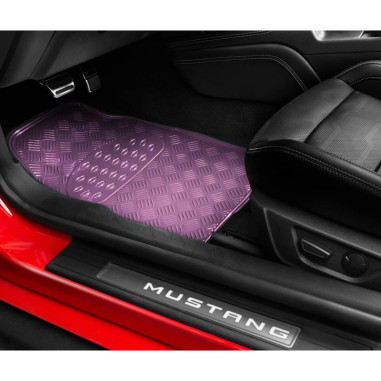 Tapis PVC universel look aluminium SWISS DRIVE. Set de 4 pièces. Dimensions Avant : 2* 65 x 47cm - Arrière 2* 41 x 47cm. Disponi