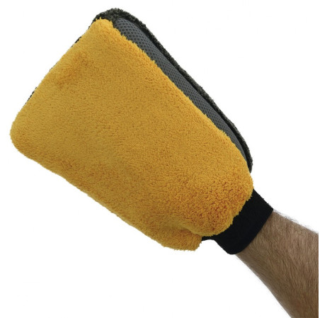 Billionaire. Dimension : 26 X 18 Cm GANT DE LAVAGE EN MICRFOBIRE 26*18CM BILLIONAIRE
