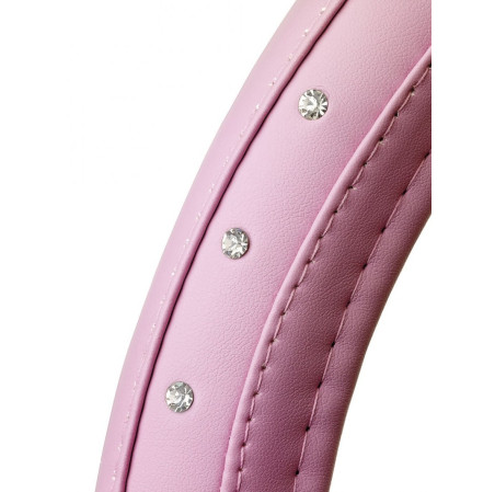 Couvre volant en faux diamants de marque CAR+. Protégez votre volant et donnez lui une touche unique et différente grâce à cet é