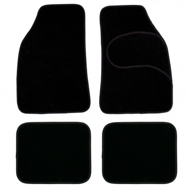 Ensemble universel de quatre tapis pour la voiture de marque CAR+. Dimensions : 44 x 65 cm à l'avant et 45 x 34 cm à l'arrière.