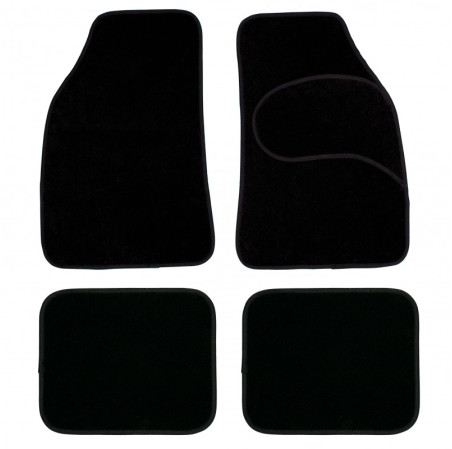 Ensemble universel de quatre tapis pour la voiture de marque CAR+. Dimensions : 44 x 65 cm à l'avant et 45 x 34 cm à l'arrière.