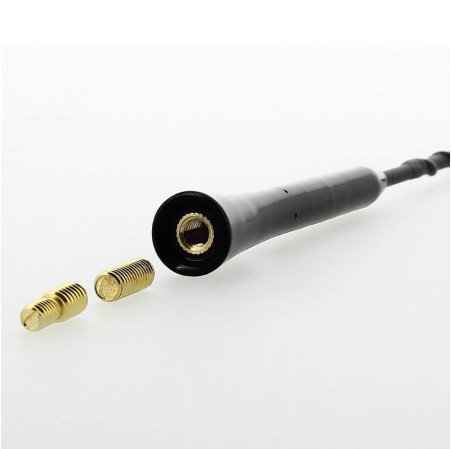 Antenne SWISS DRIVE de voiture flexible et universelle. Livrée avec 2 adapteurs pour le montage sur des véhicules avec des filet